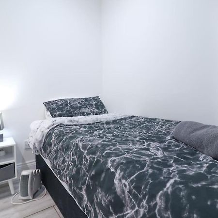 Den Accommodation & Short Lets Greenwich London - 3 Bed House Екстер'єр фото