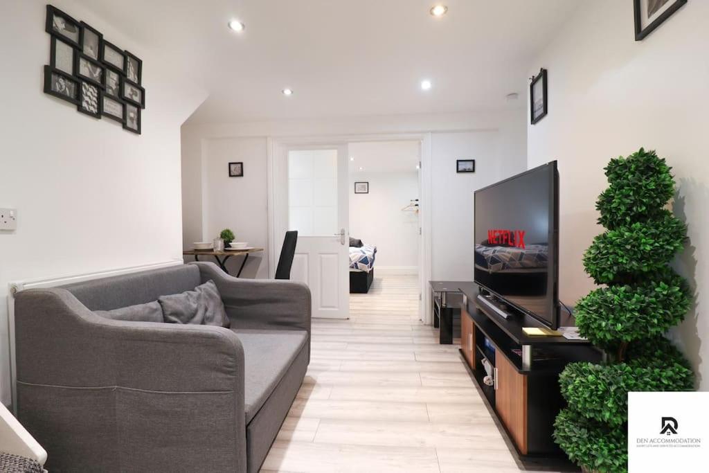 Den Accommodation & Short Lets Greenwich London - 3 Bed House Екстер'єр фото