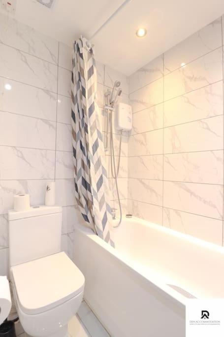 Den Accommodation & Short Lets Greenwich London - 3 Bed House Екстер'єр фото