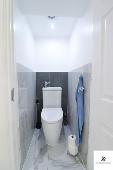 Den Accommodation & Short Lets Greenwich London - 3 Bed House Екстер'єр фото