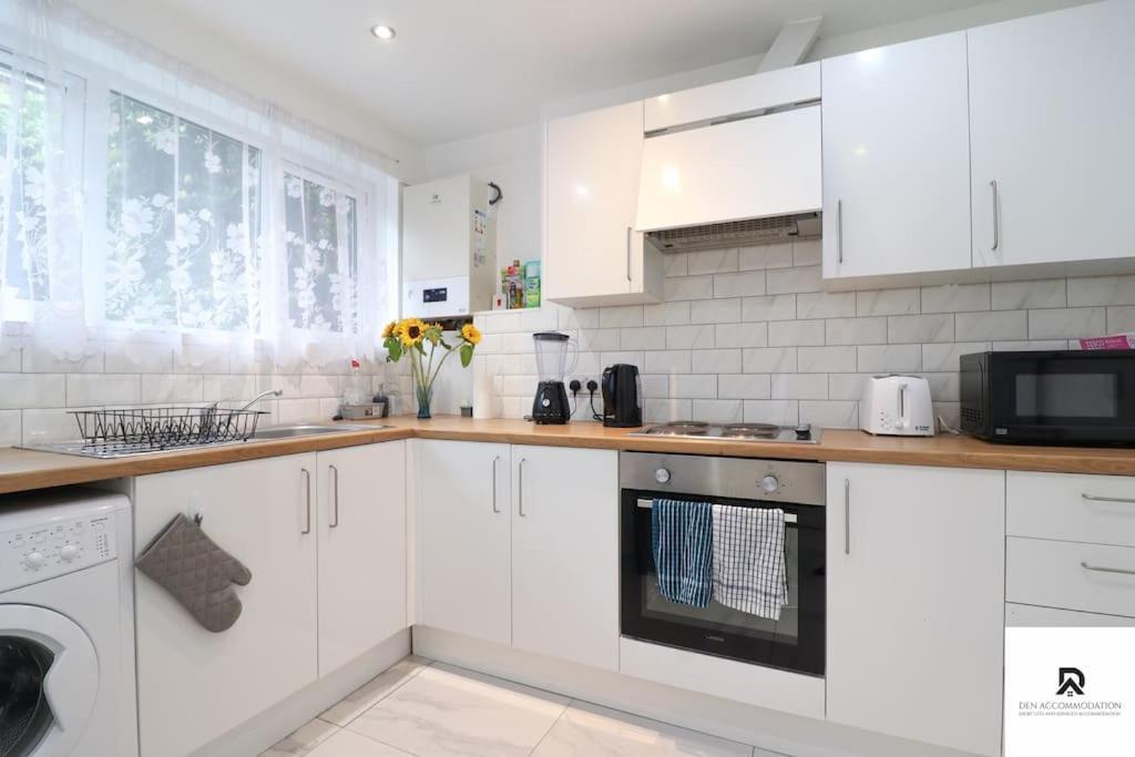 Den Accommodation & Short Lets Greenwich London - 3 Bed House Екстер'єр фото
