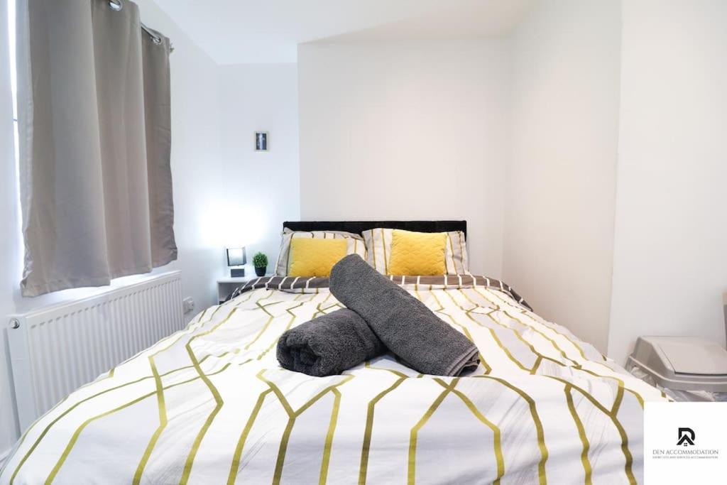 Den Accommodation & Short Lets Greenwich London - 3 Bed House Екстер'єр фото