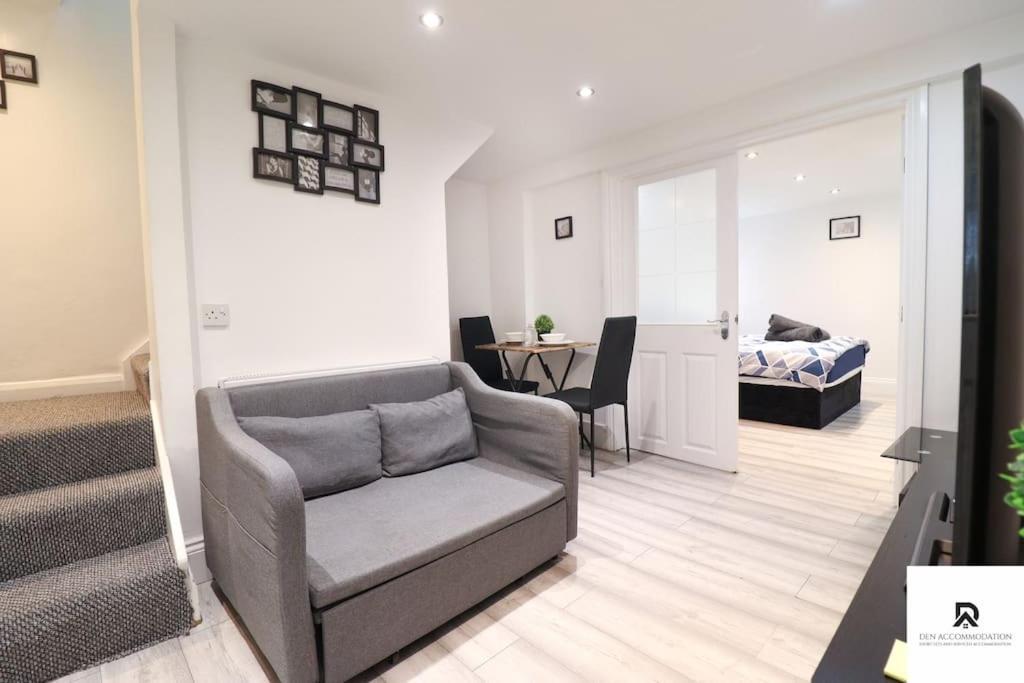 Den Accommodation & Short Lets Greenwich London - 3 Bed House Екстер'єр фото