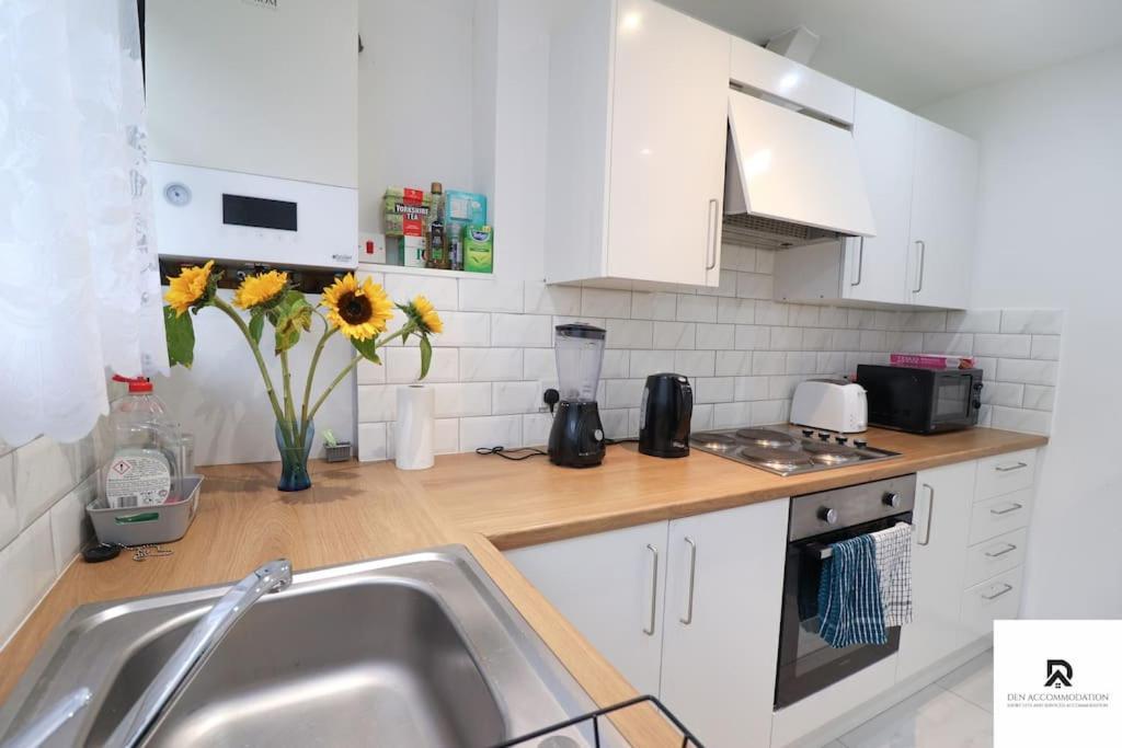 Den Accommodation & Short Lets Greenwich London - 3 Bed House Екстер'єр фото